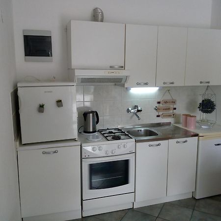 Apartmani Paulo Vis Extérieur photo