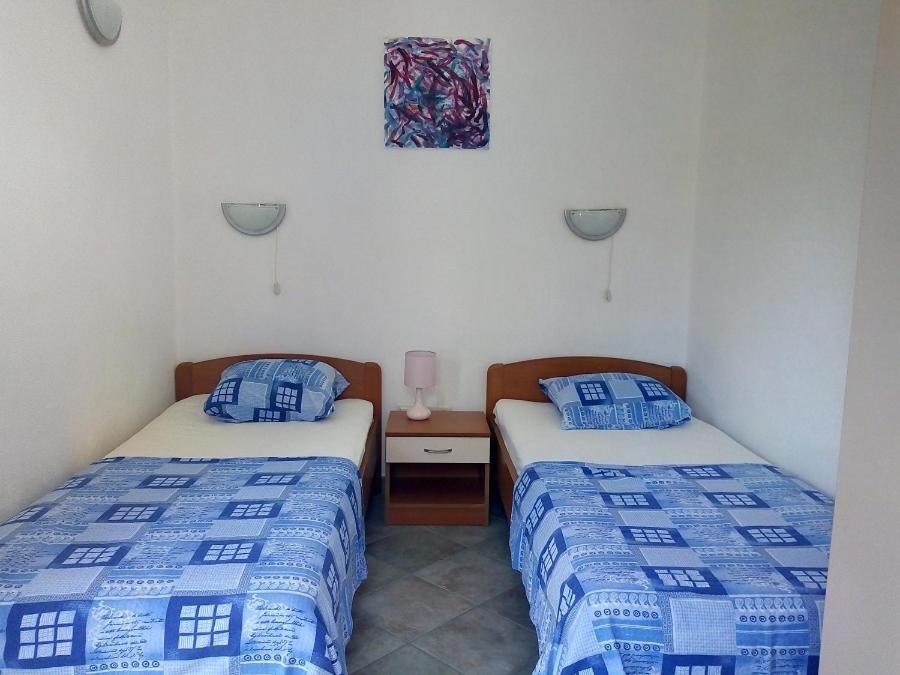 Apartmani Paulo Vis Extérieur photo